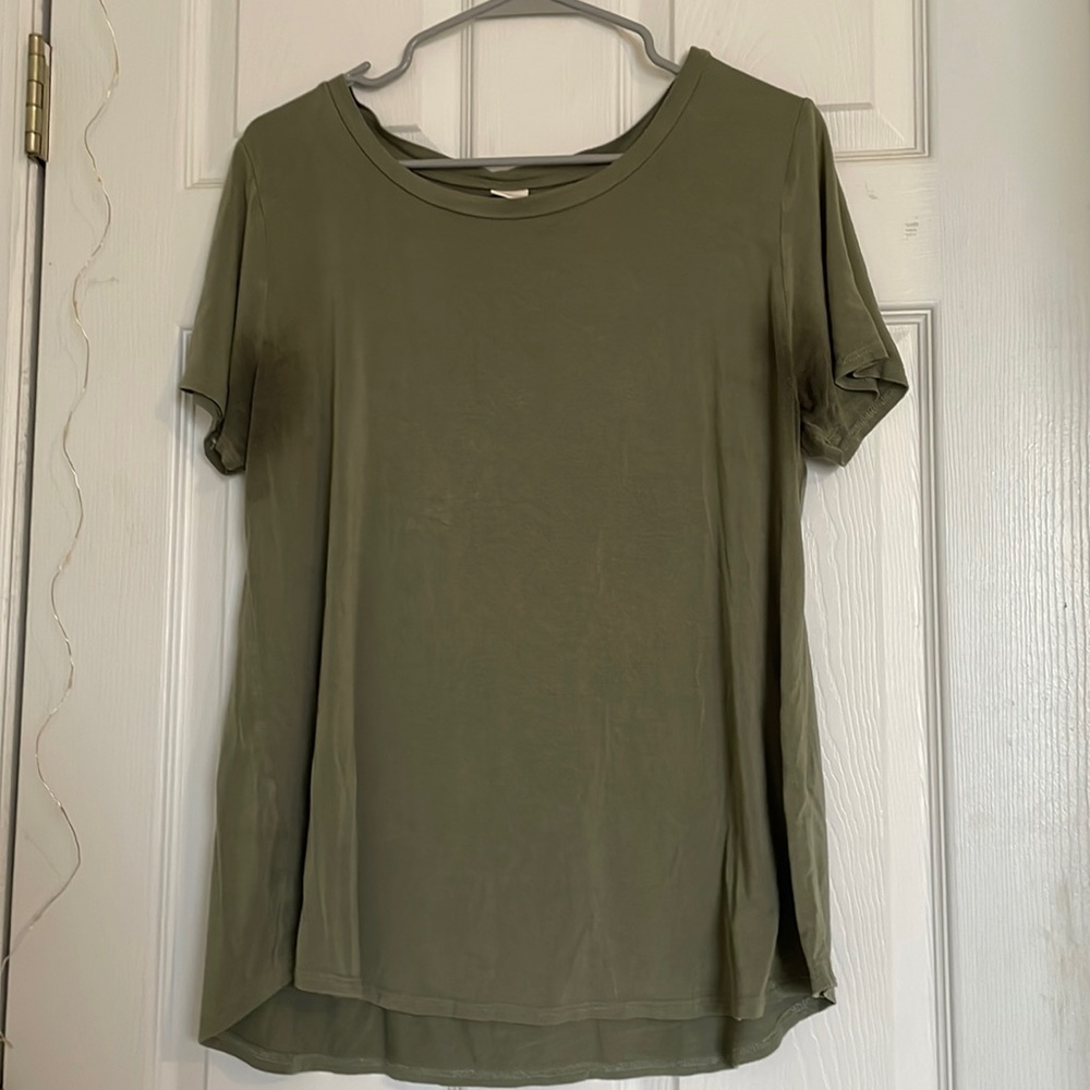 Lightweight Green t-shirt